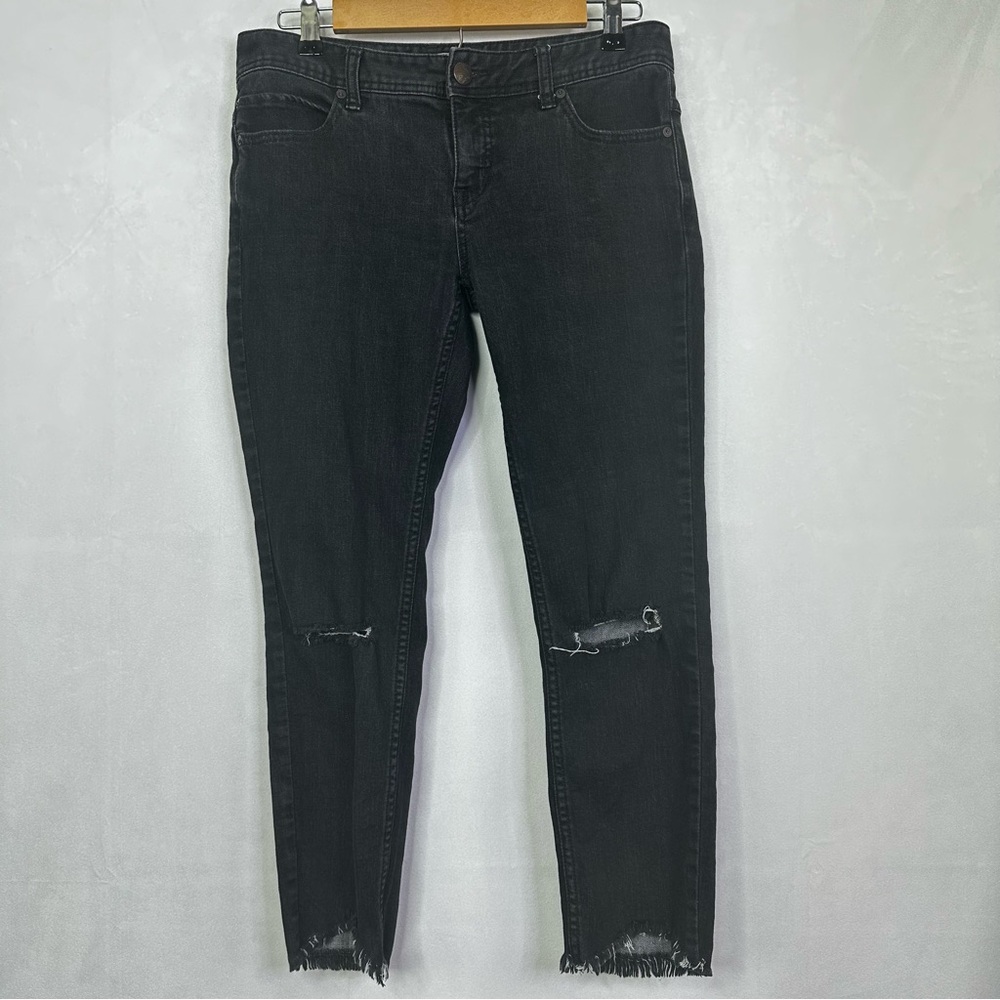 Free People Skinny Jeans Distressed Raw Hem Black Women’s Hipster Denim 28
